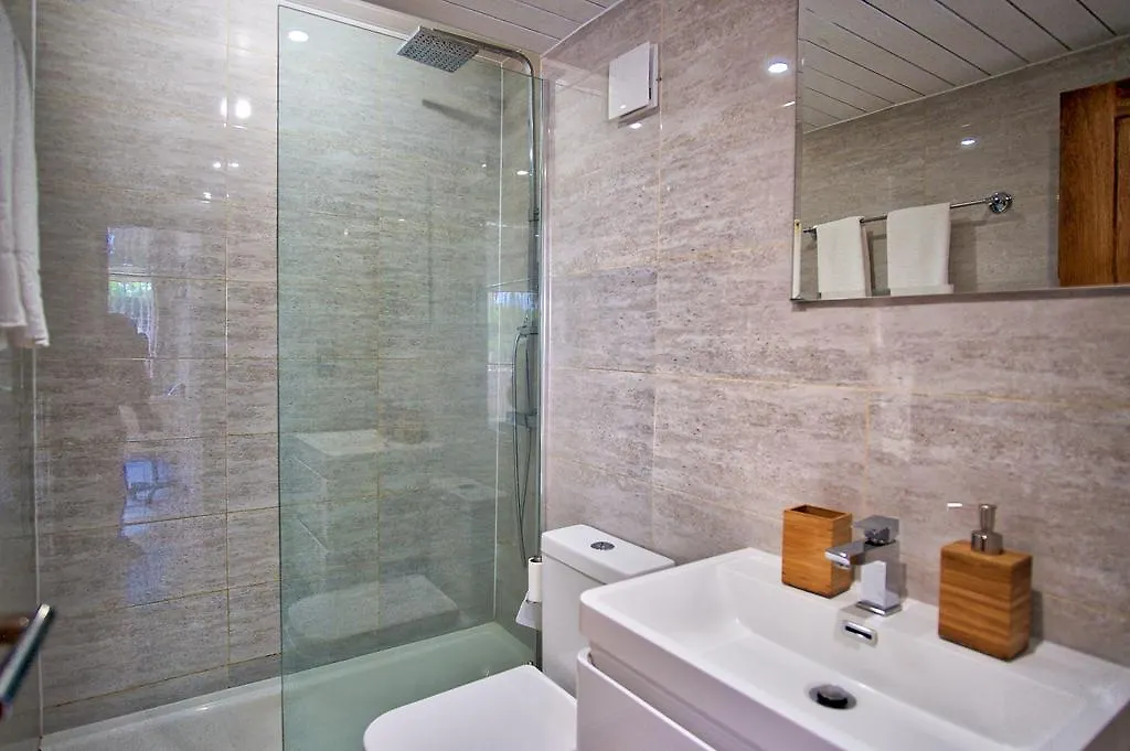 Modern Eshae Living Apartment Ocho Rios